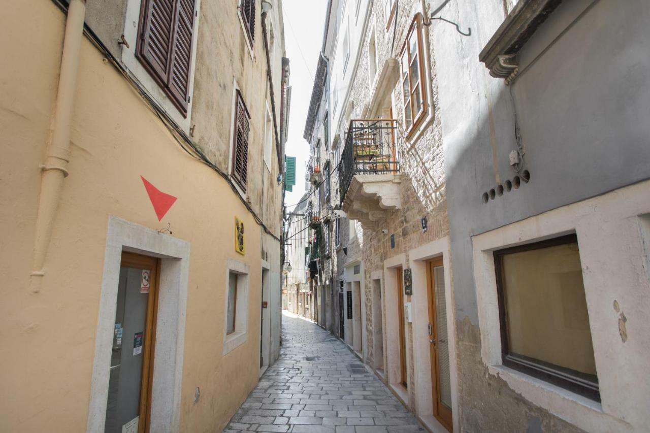 Rooms Kala Šibenik Exteriör bild