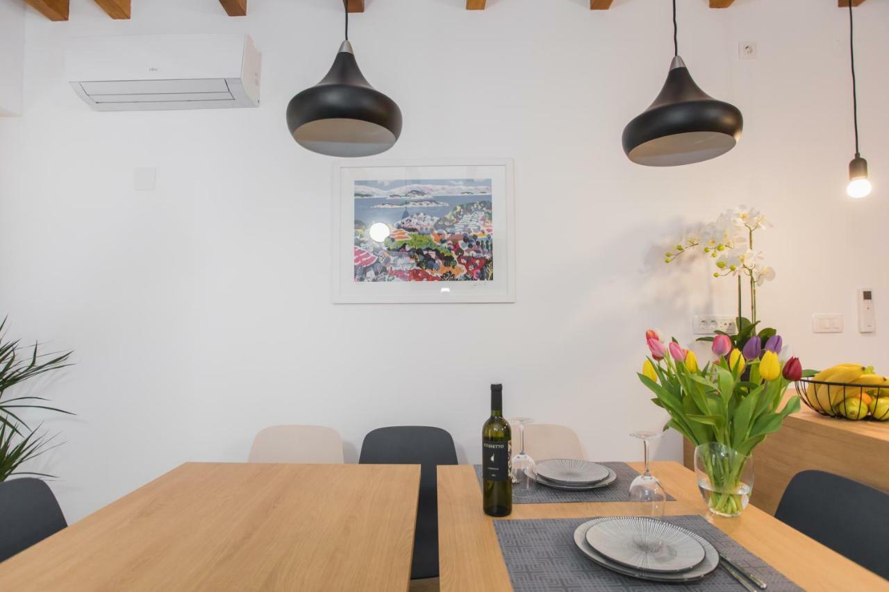 Rooms Kala Šibenik Exteriör bild