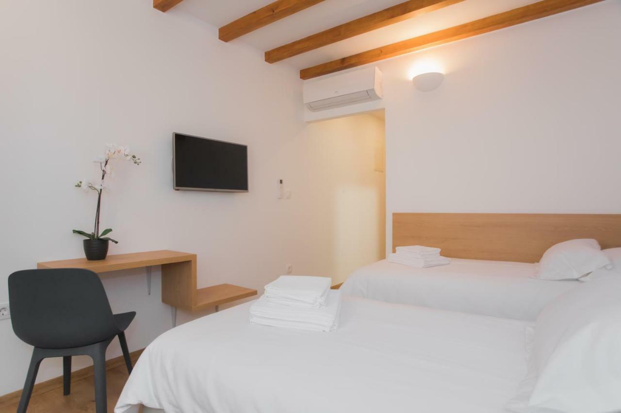 Rooms Kala Šibenik Exteriör bild