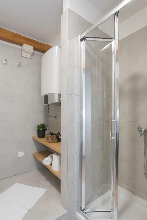 Rooms Kala Šibenik Exteriör bild