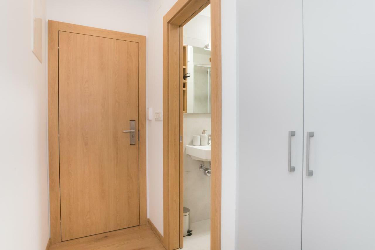 Rooms Kala Šibenik Exteriör bild